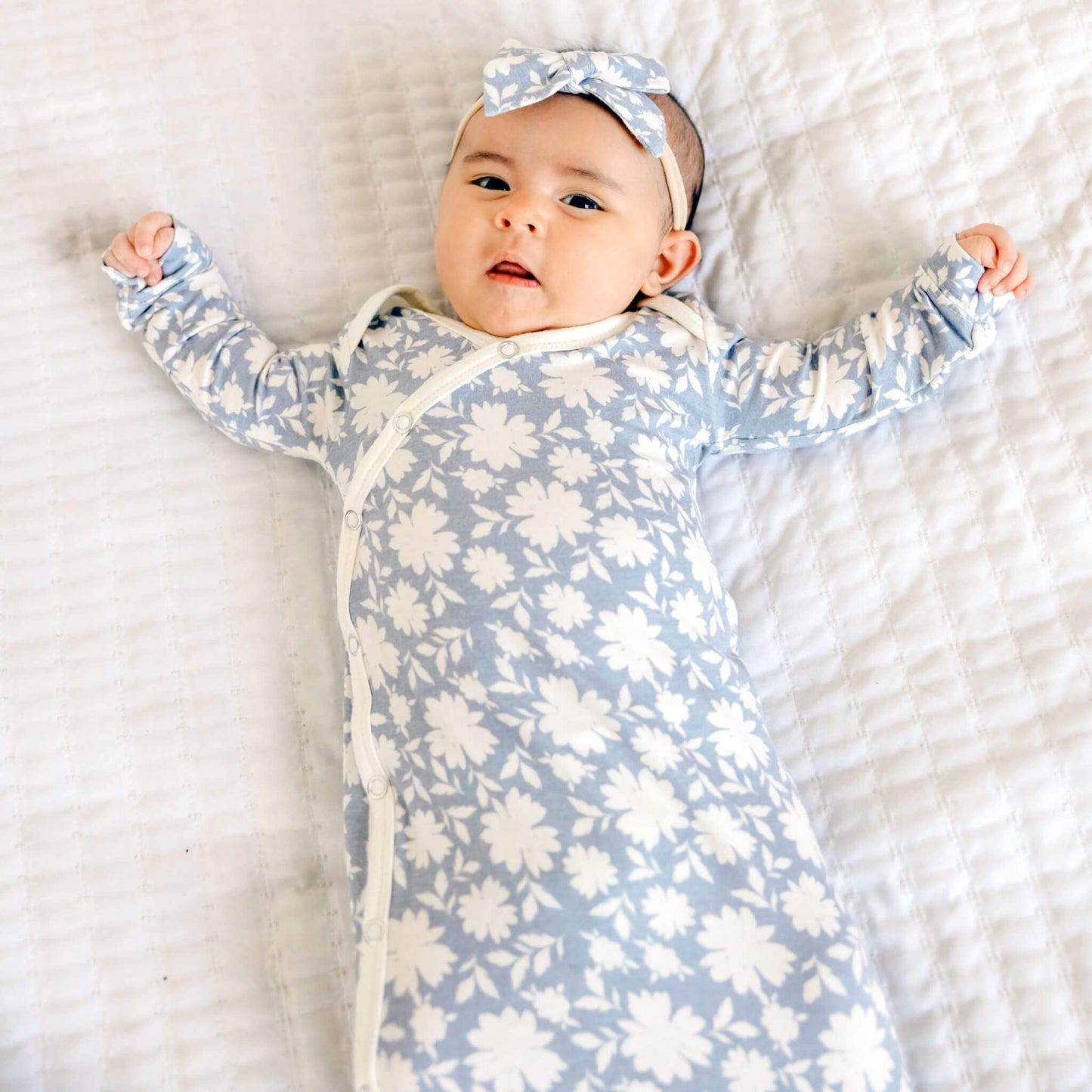 Newborn Knotted Gown - Lacie