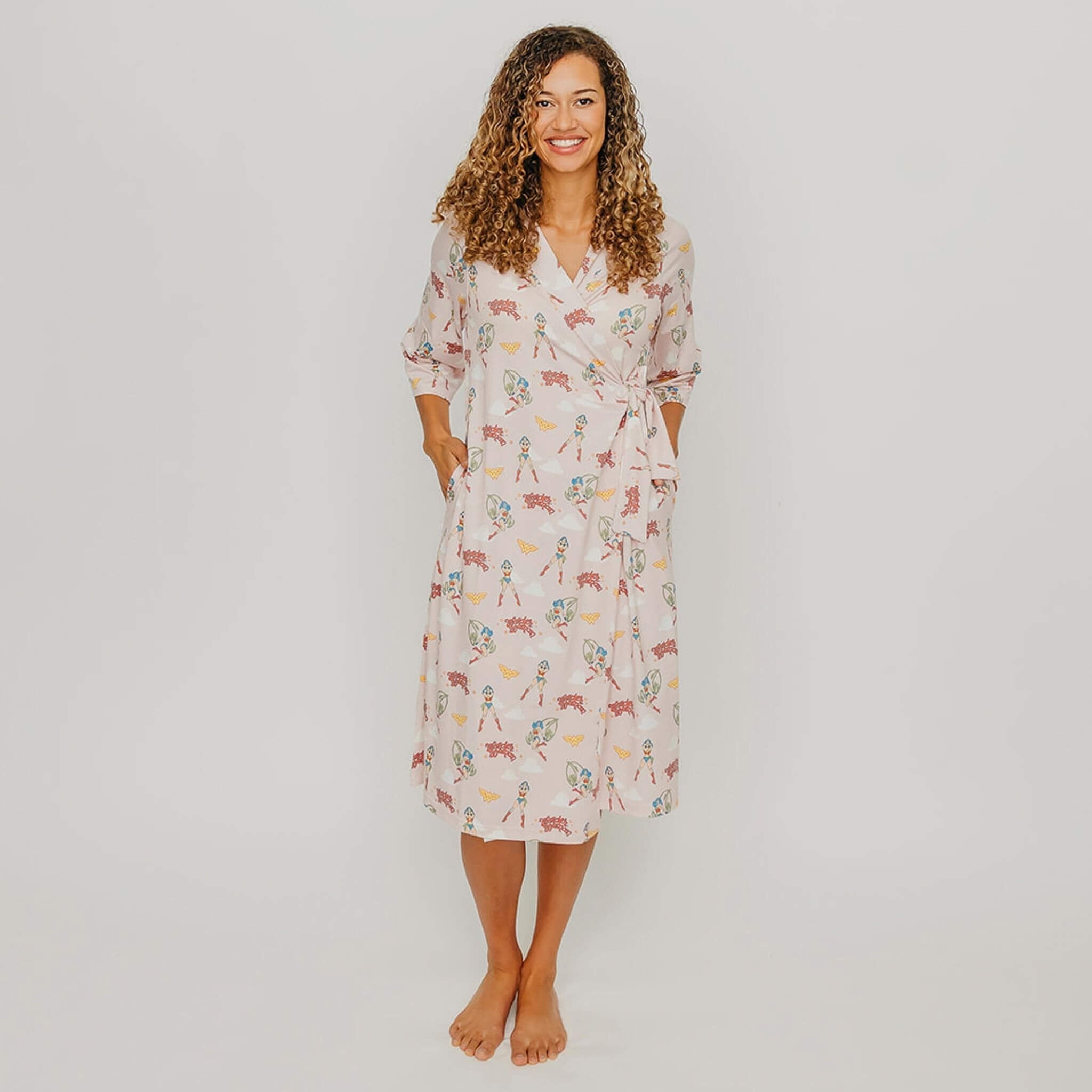 Women's Everyday Robe - Wonder Woman