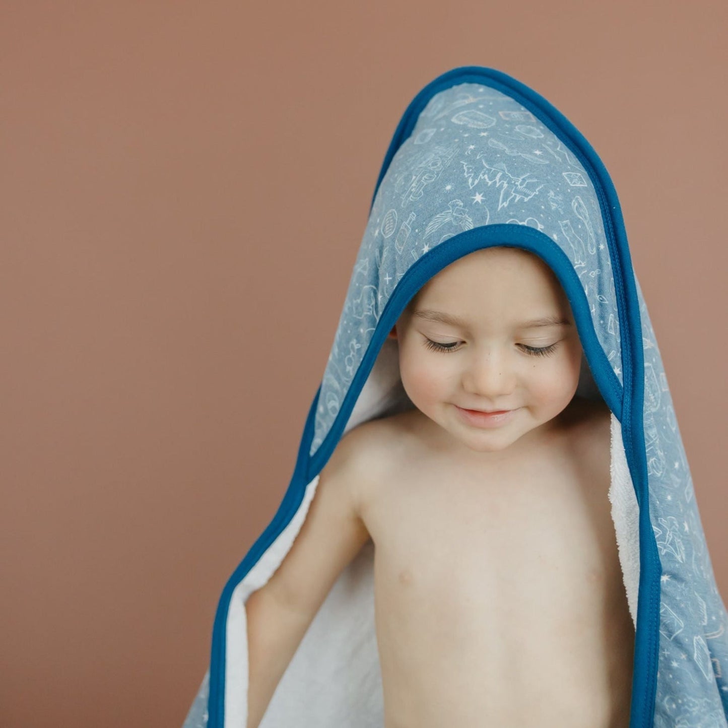 Premium Big Kid Hooded Towel - Hogwarts