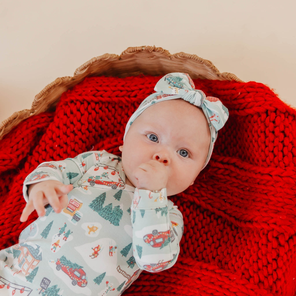 Newborn Knotted Gown - Snowy Slopes
