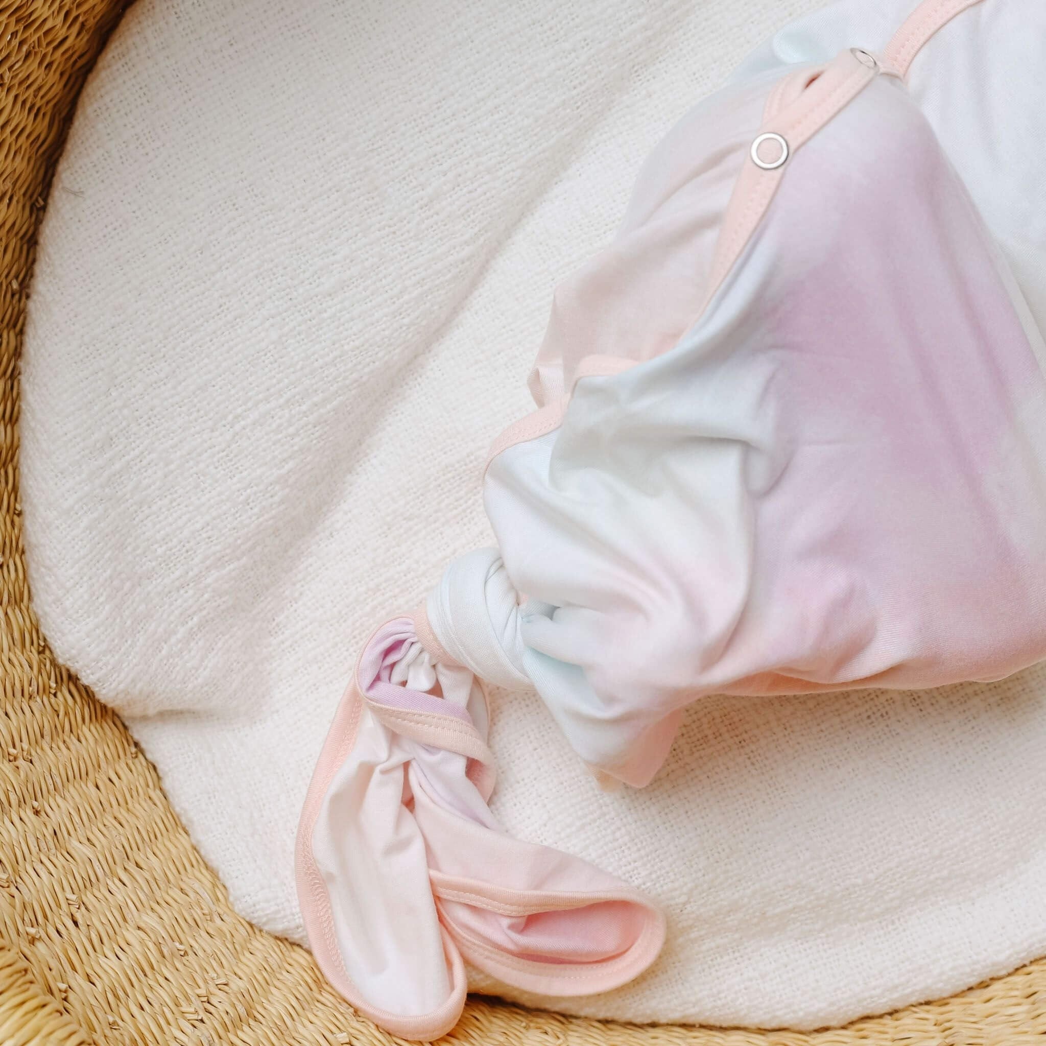 Newborn Knotted Gown - Nova