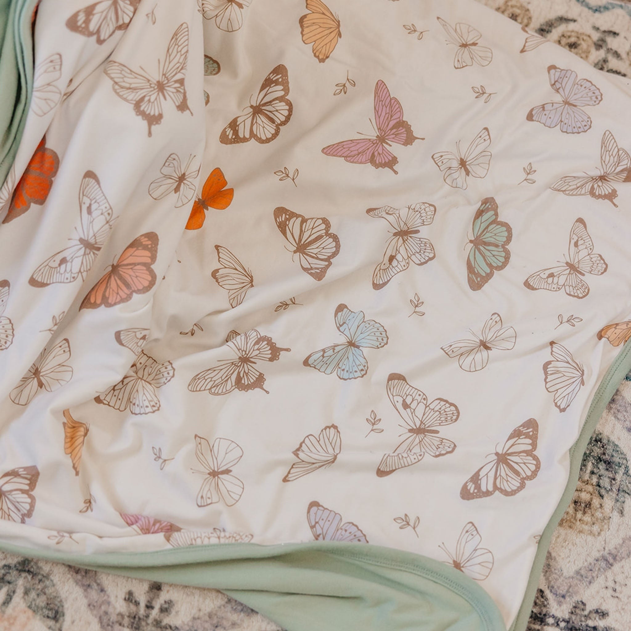 Three-Layer Quilt - Luna