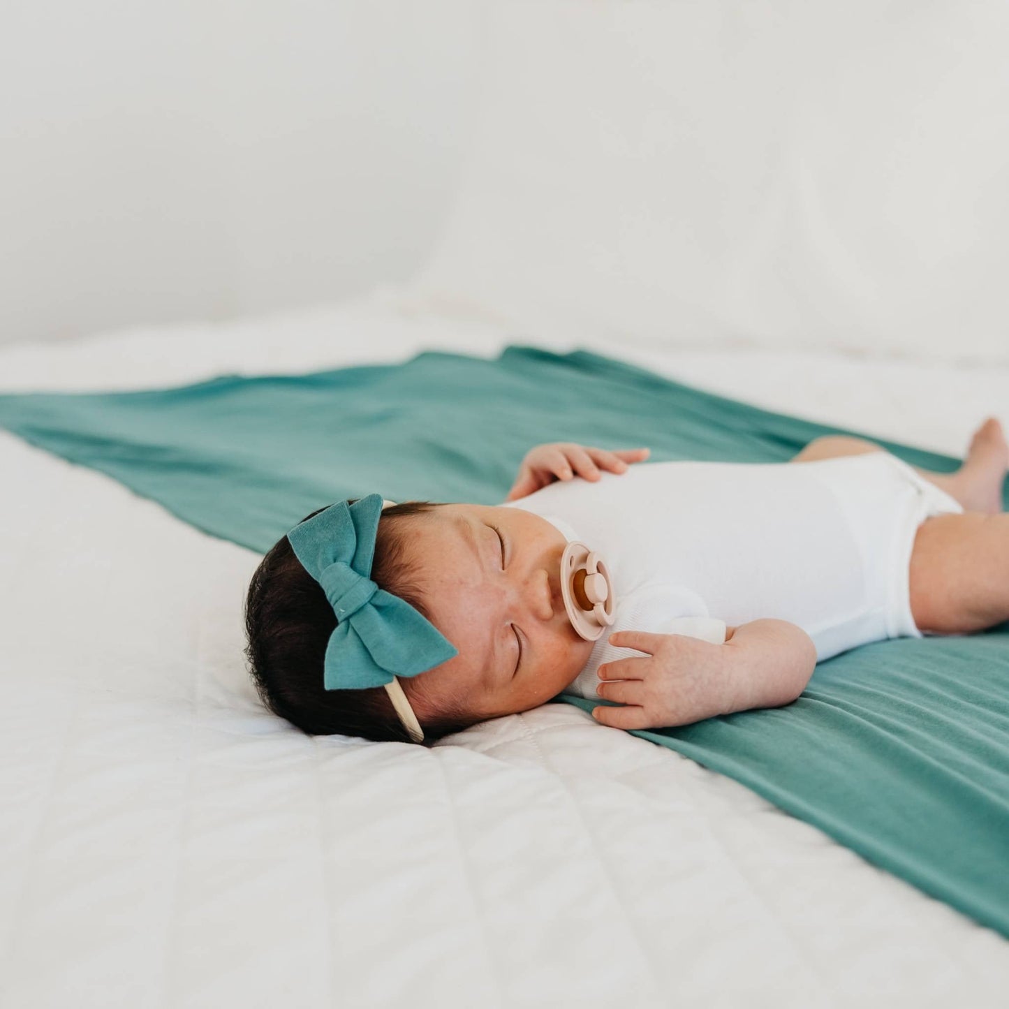 Classic Baby Bow - Journey
